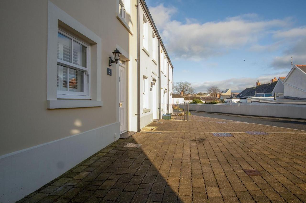 Ty Melyn - 2 Bedroom Cottage - Tenby Exterior foto